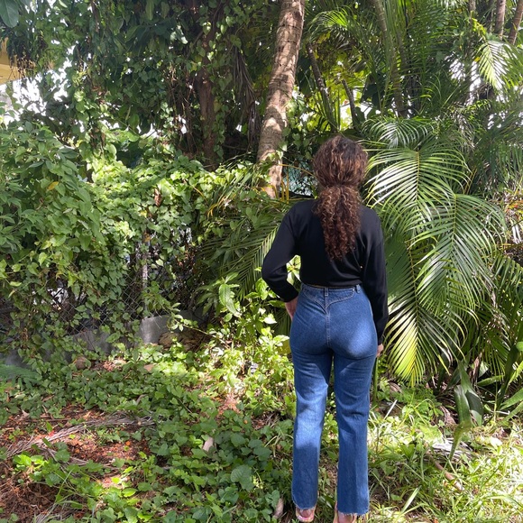 High waisted jeans and western shit. I can sell them separately or together. - Picture 2 of 3